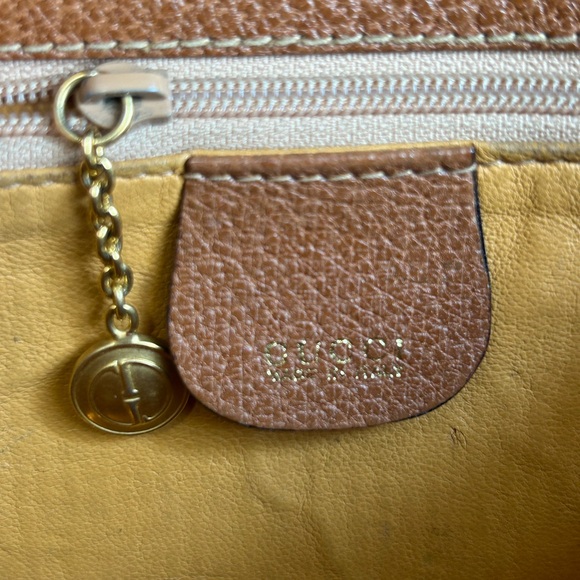 Vintage Gucci Bamboo Tan Leather Shoulder Bag - Picture 13 of 16
